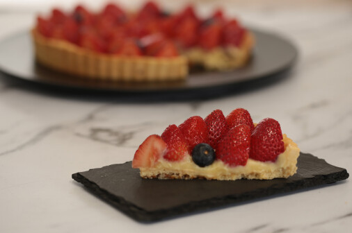 The greatest variety in cakes and desserts. Incomparable flavor and quality. Call us to place your order.