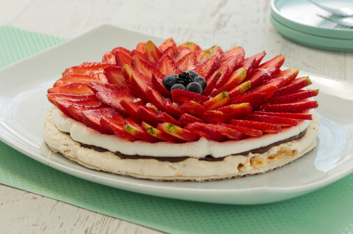 The greatest variety in cakes and desserts. Incomparable flavor and quality. Call us to place your order.