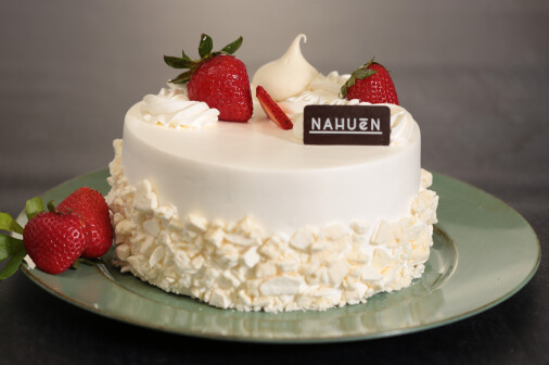 The greatest variety in cakes and desserts. Incomparable flavor and quality. Call us to place your order.